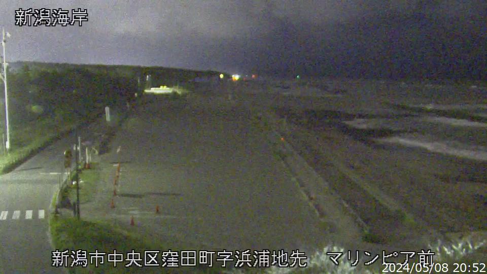 新潟県の海ライブカメラ｢９マリンピア前※｣のライブ画像